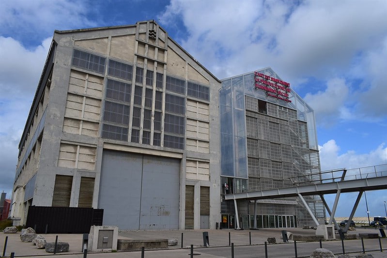 Le FRAC de Dunkerque et ses expositions d'art contemporain