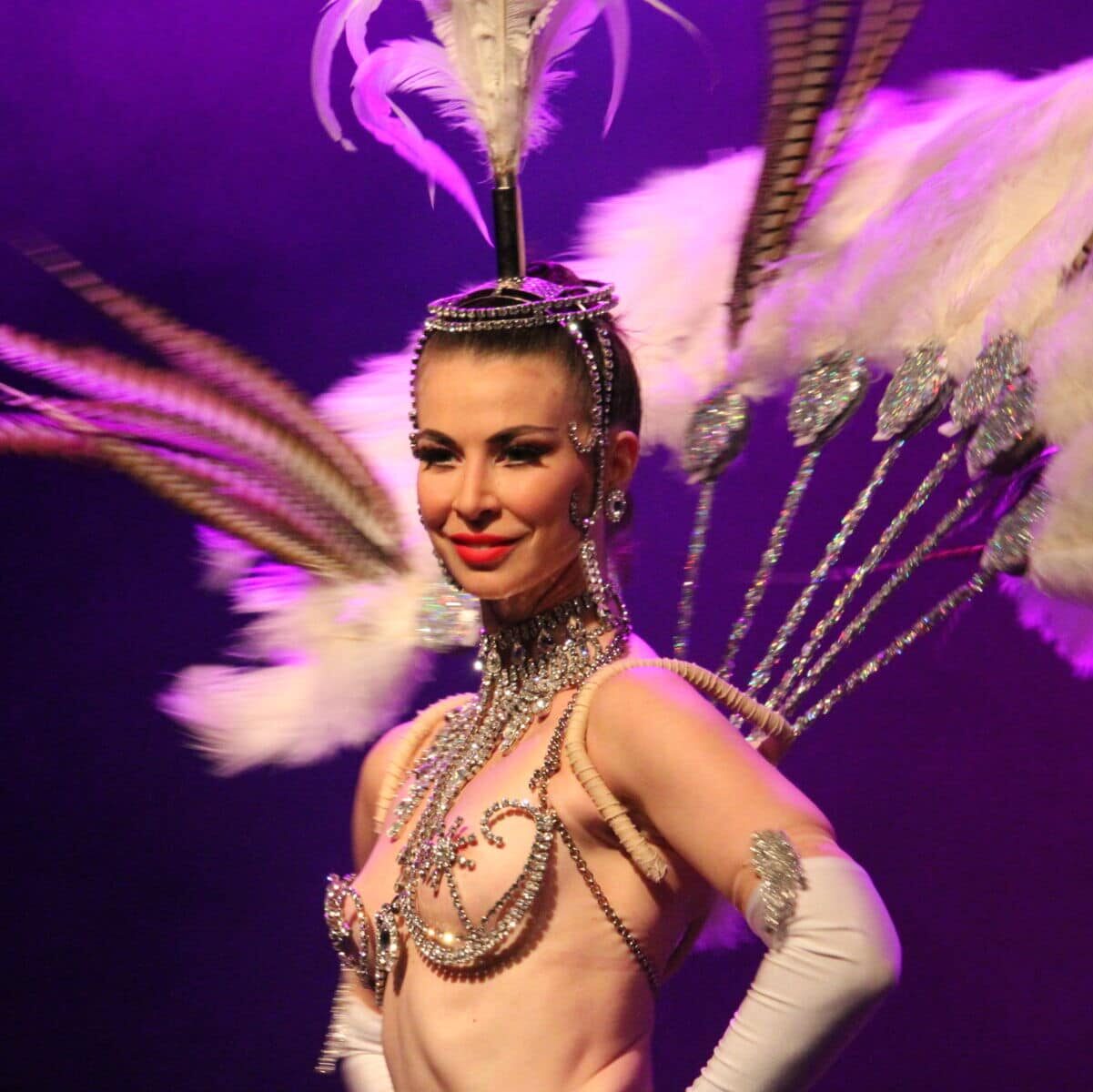 danseuses de cabaret en action