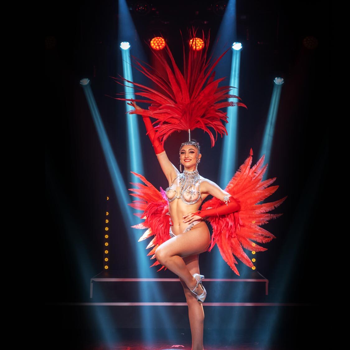 danseuses de cabaret en pose